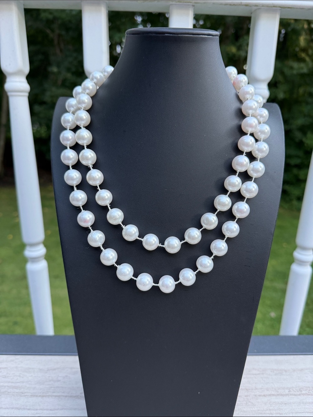 Vintage 1990s Classic White Faux Pearl string necklace 30 inch